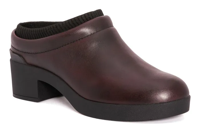 ABEO Footwear Capital Clog Burgundy Women Clogs ABEO Footwear Capital Clog Burgundy Women Clogs