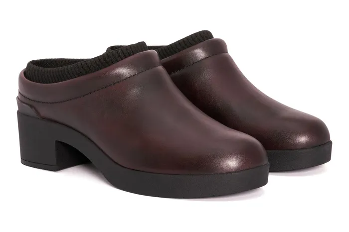ABEO Footwear Capital Clog Burgundy Women Clogs ABEO Footwear Capital Clog Burgundy Women Clogs