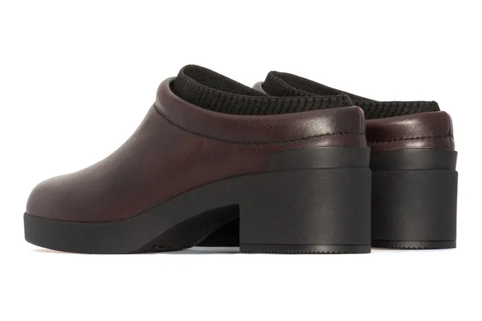 ABEO Footwear Capital Clog Burgundy Women Clogs ABEO Footwear Capital Clog Burgundy Women Clogs