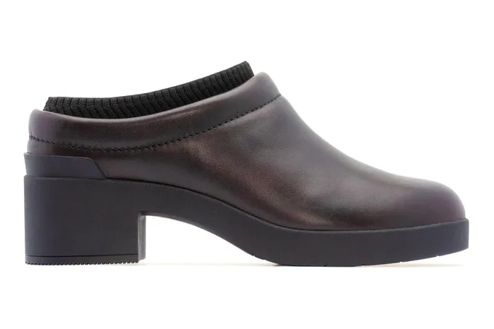 ABEO Footwear Capital Clog Burgundy Women Clogs ABEO Footwear Capital Clog Burgundy Women Clogs