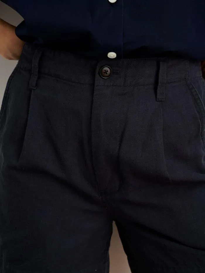 Alex Mill Suiting Pleated Shorts In Twill Washed Black 8211 Women