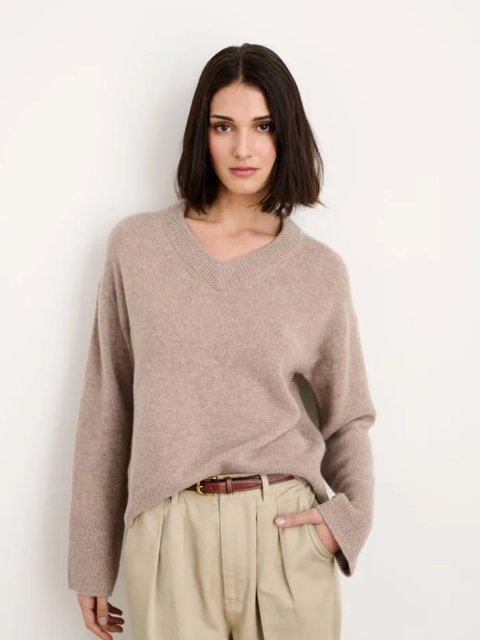 Alex Mill Sweaters Rowan VNeck In Cashmere Biscotti 8211 Women
