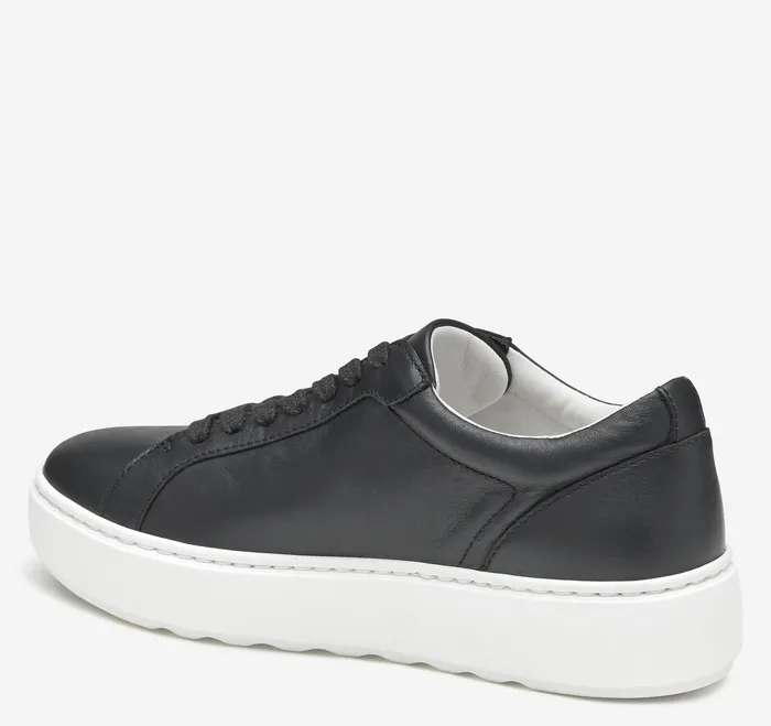 Cammie LaceUp Black Tumbled Full Grain Women Women8217s Shoes Johnston and Murphy