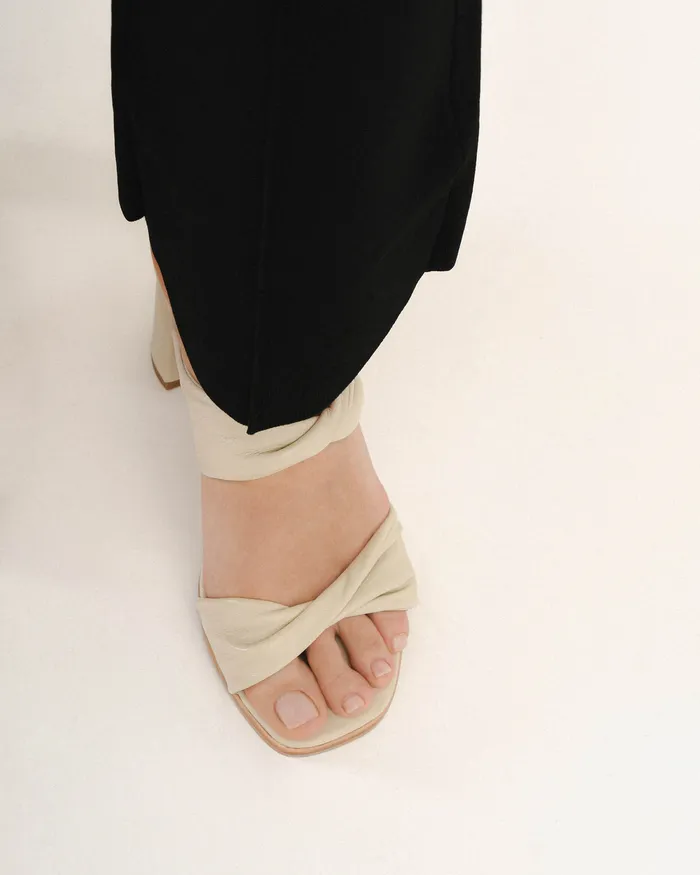 Caylie high heel sandals bone leather Women HIGH SANDALS jomercer Caylie high heel sandals bone leather Women HIGH SANDALS jomercer
