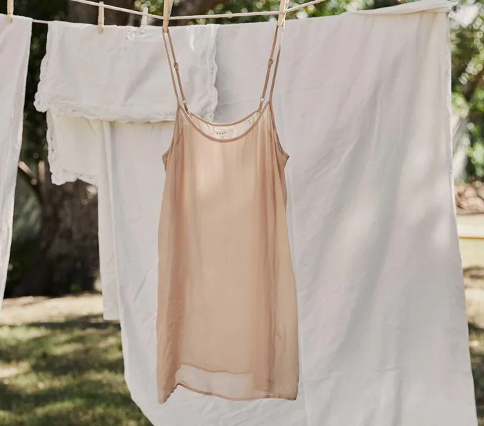 DEN Short Scoop Neck Slip Conch Women Slips DEN Short Scoop Neck Slip Conch Women Slips