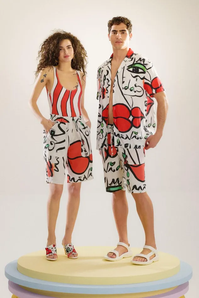 Desigual Unisex Bermudas With Drawstring And El Beso Print MensWomen Jeans and Pants