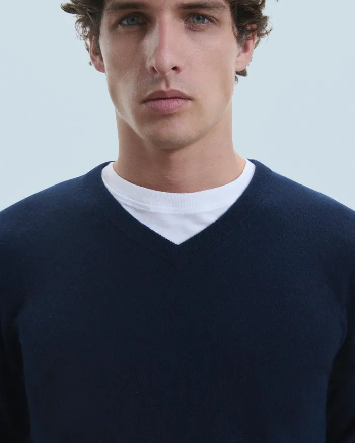 From Future Cashmere Sweaters Men Basic VNeck Sweater Camel