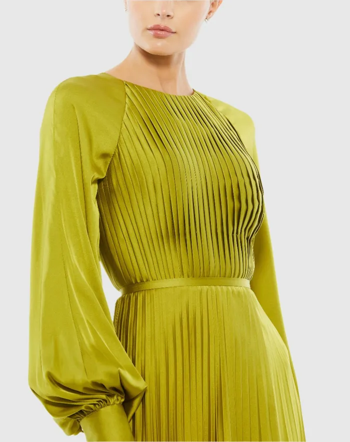 Green Pleated High Neck Raglan Long Sleeve Side Slit Gown Apple Green Women Evening Gowns Mac Duggal