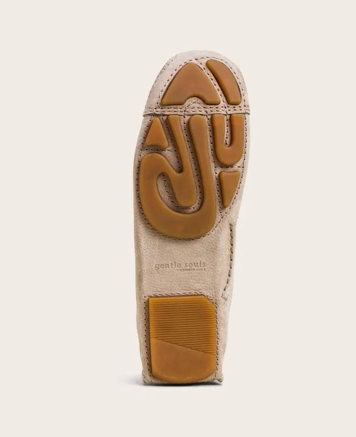 Kenneth Cole Loafers Men GENTLE SOULS 8211 Mateo Driver Loafer Beige Kenneth Cole Loafers Men GENTLE SOULS 8211 Mateo Driver Loafer Beige