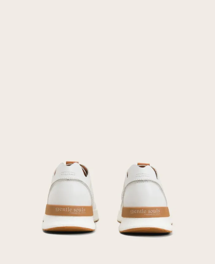 Kenneth Cole Sneakers Men GENTLE SOULS 8211 Laurence Jogger Sneaker White Kenneth Cole Sneakers Men GENTLE SOULS 8211 Laurence Jogger Sneaker White