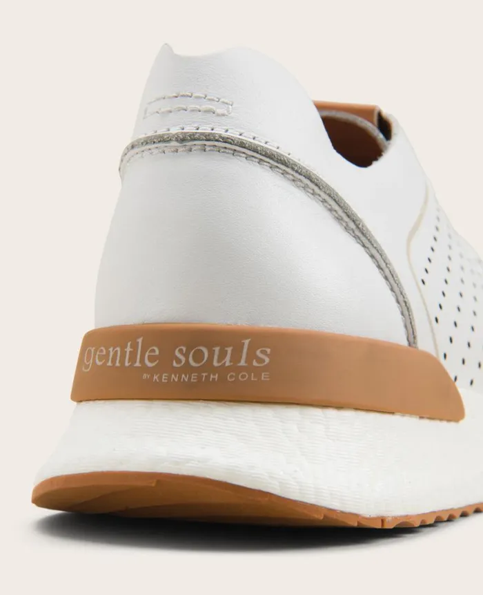 Kenneth Cole Sneakers Men GENTLE SOULS 8211 Laurence Jogger Sneaker White Kenneth Cole Sneakers Men GENTLE SOULS 8211 Laurence Jogger Sneaker White