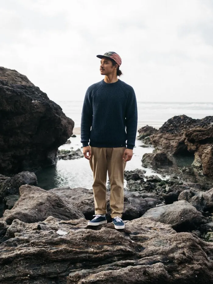 Men Mora Knit Jumper Navy Finisterre Knitwear