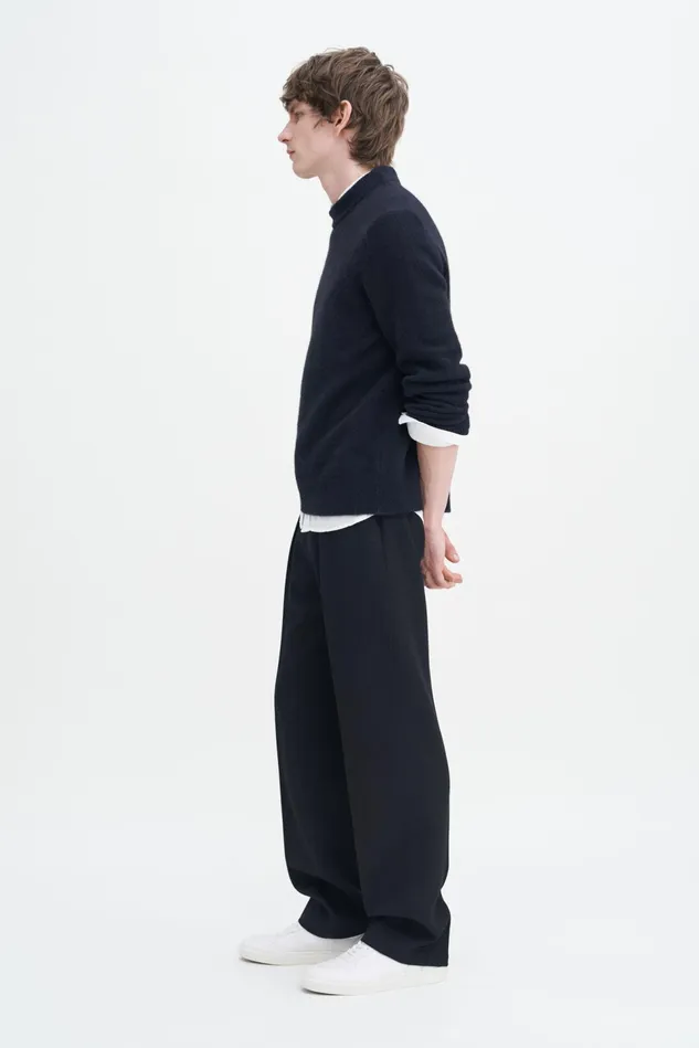 Men Relaxed Pleated Trousers Black Filippa K Trousers