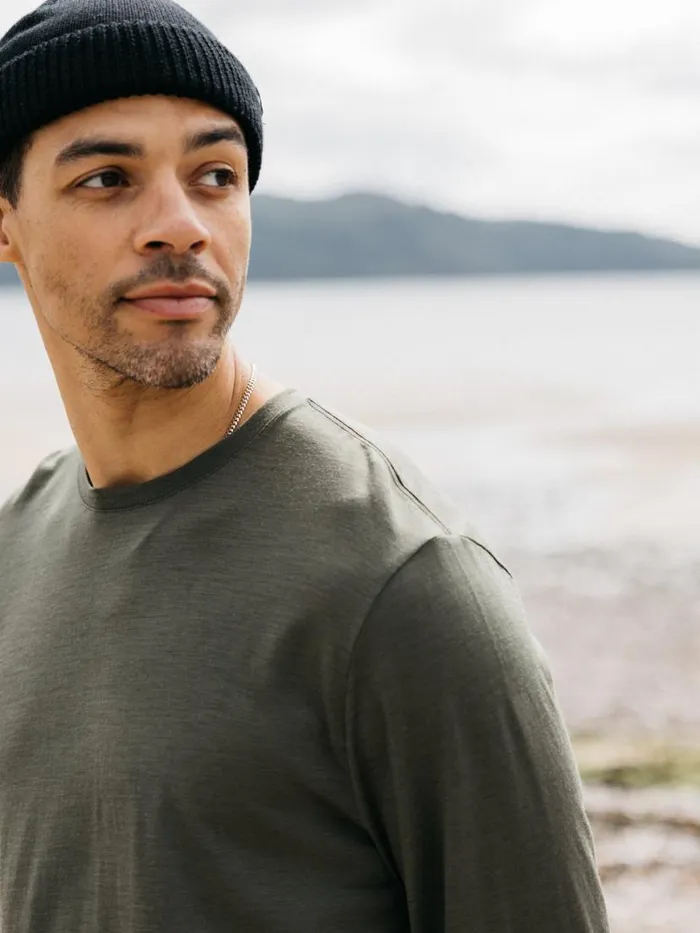 Men Seeker Merino Long Sleeve TShirt Olive Finisterre Base Layers and Underwear Men Seeker Merino Long Sleeve TShirt Olive Finisterre Base Layers and Underwear