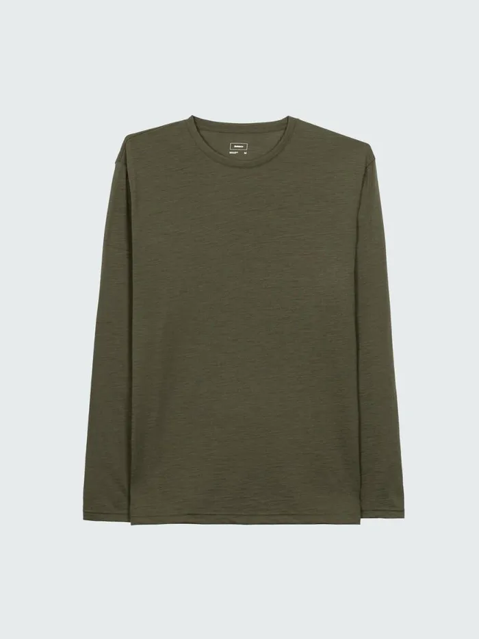 Men Seeker Merino Long Sleeve TShirt Olive Finisterre Base Layers and Underwear Men Seeker Merino Long Sleeve TShirt Olive Finisterre Base Layers and Underwear