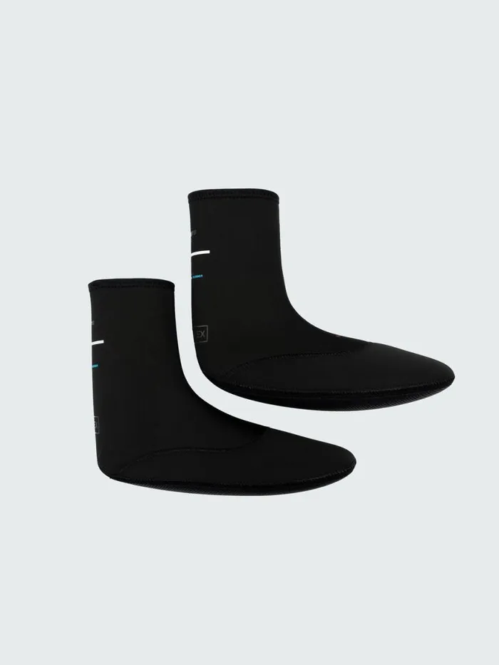 MenWomen Nieuwland 3mm Yulex Swim Sock Black Finisterre Swim Accessories