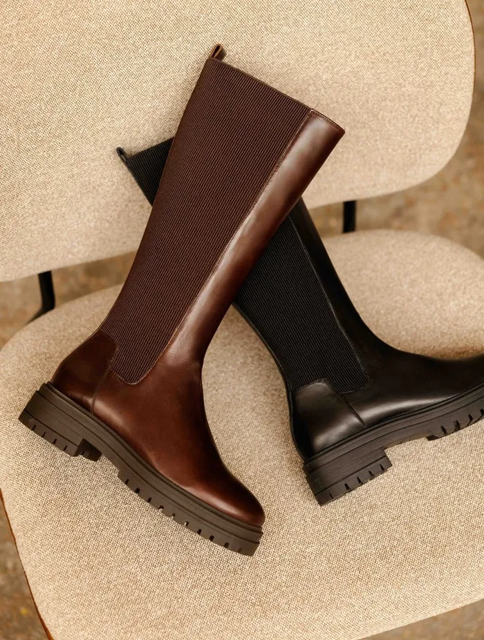 Naomi Passion Black Women Bobbies Knee High Boots