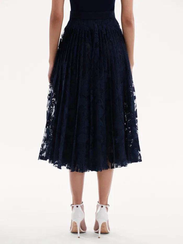 Oscar De La Renta Marbled Carnation Guipure Pleated Skirt Navy Women Pants and Skirts Oscar De La Renta Marbled Carnation Guipure Pleated Skirt Navy Women Pants and Skirts