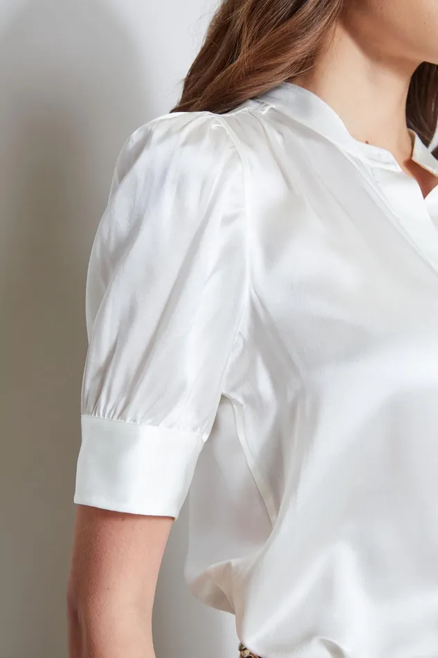Outlet 8211 Women Tops Elie Tahari Silk Satin Ruched Sleeve Shirt Fresh Pearl