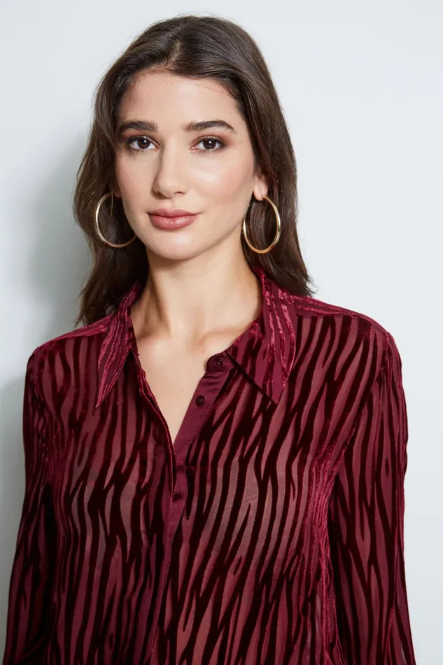 Outlet 8211 Women Tops Elie Tahari Zebra Burnout Velvet Shirt Bordeaux
