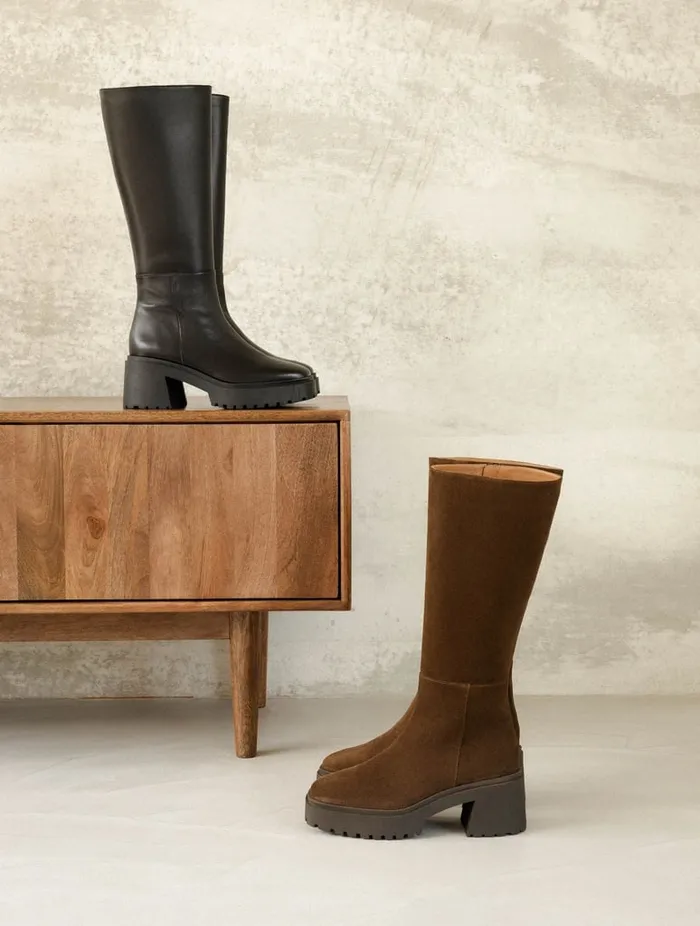 Sandra Passion Black Women Bobbies Knee High Boots