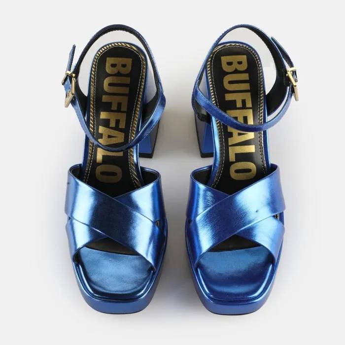 Shop Heels BUFFALO Bella Cross Blau