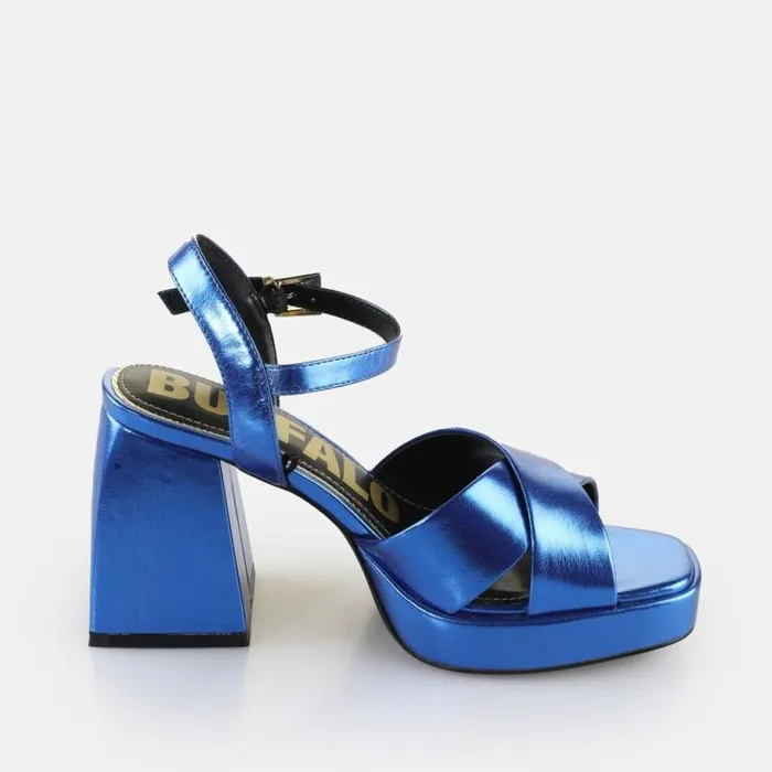 Shop Heels BUFFALO Bella Cross Blau