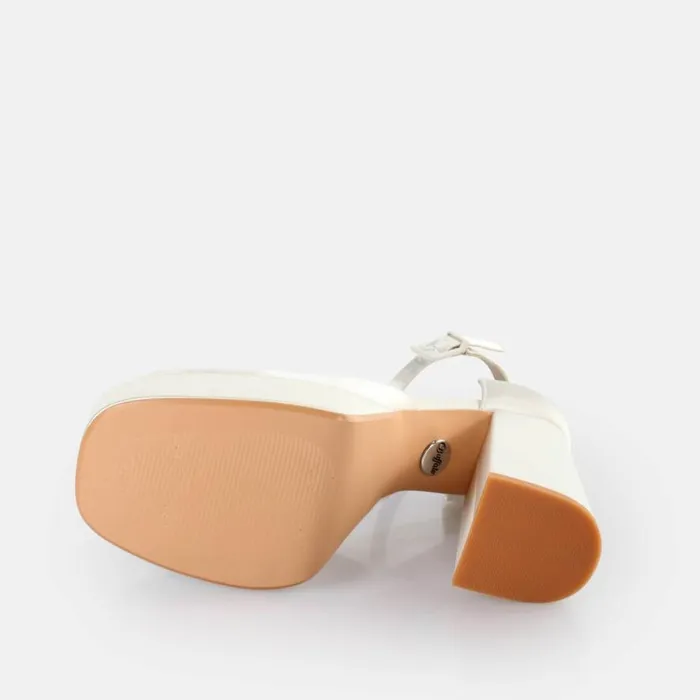 Shop Heels BUFFALO Bonny Dorsay White