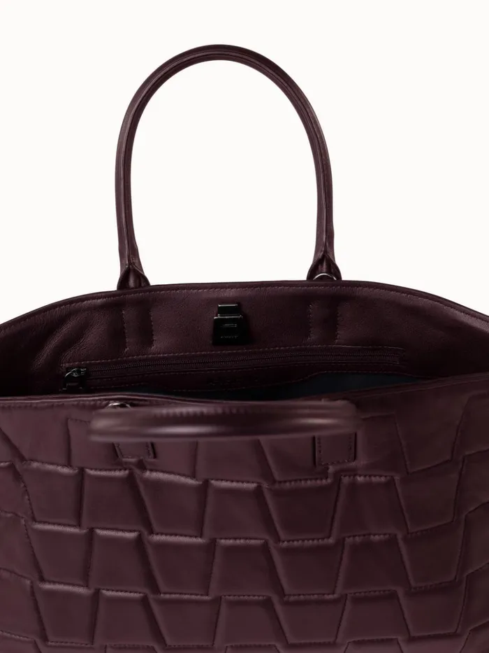 Small Quilted Trapezoid Ai Bag Burgundy Women Akris Crossbody Bags