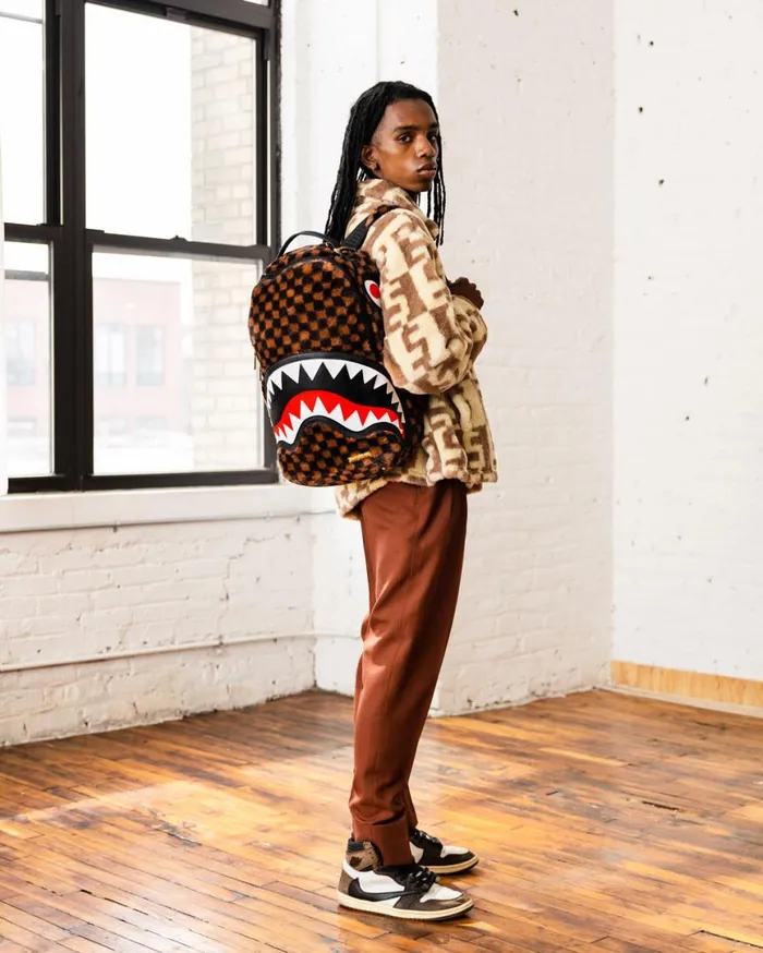 SPRAYGROUND Backpacks FURRR SHARKS IN PARIS BACKPACK DLXV 8211 Universal SPRAYGROUND Backpacks FURRR SHARKS IN PARIS BACKPACK DLXV 8211 Universal