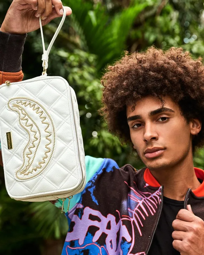 SPRAYGROUND Toiletries Aka Money Bags RIVIERA LE BLANC GOLD CHAIN SHARK TOILETRY BAG 8211 Universal