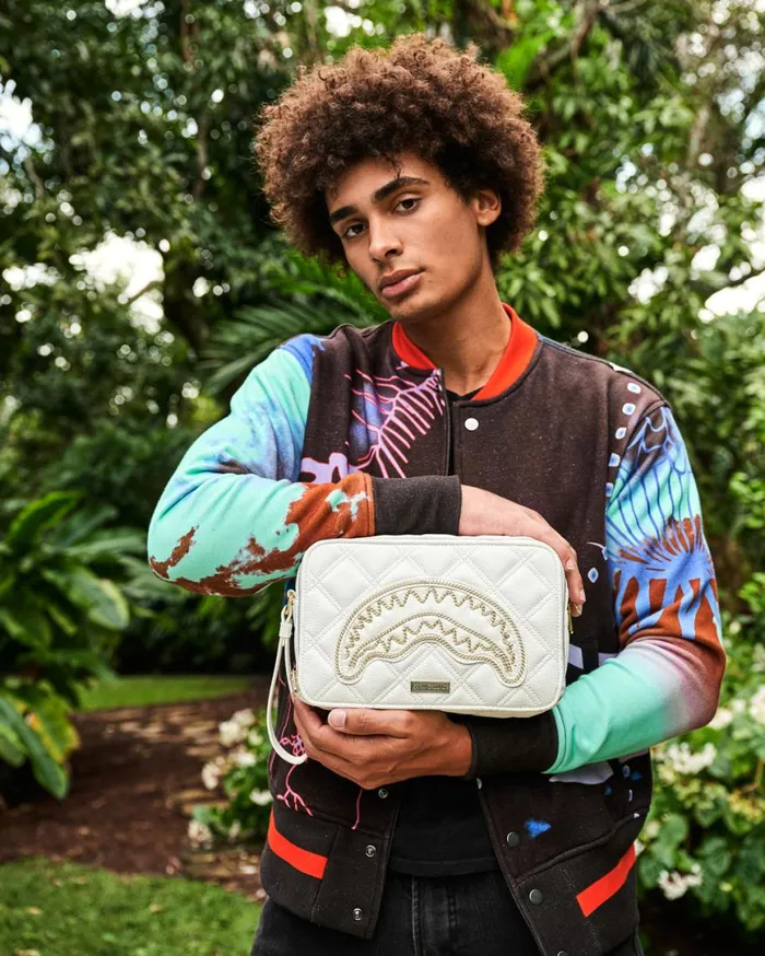 SPRAYGROUND Toiletries Aka Money Bags RIVIERA LE BLANC GOLD CHAIN SHARK TOILETRY BAG 8211 Universal