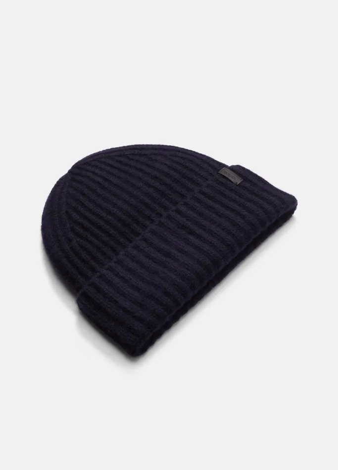 Vince Scarves Hats and Gloves Women Plush Cashmere Chunky Knit Hat Coastal Blue