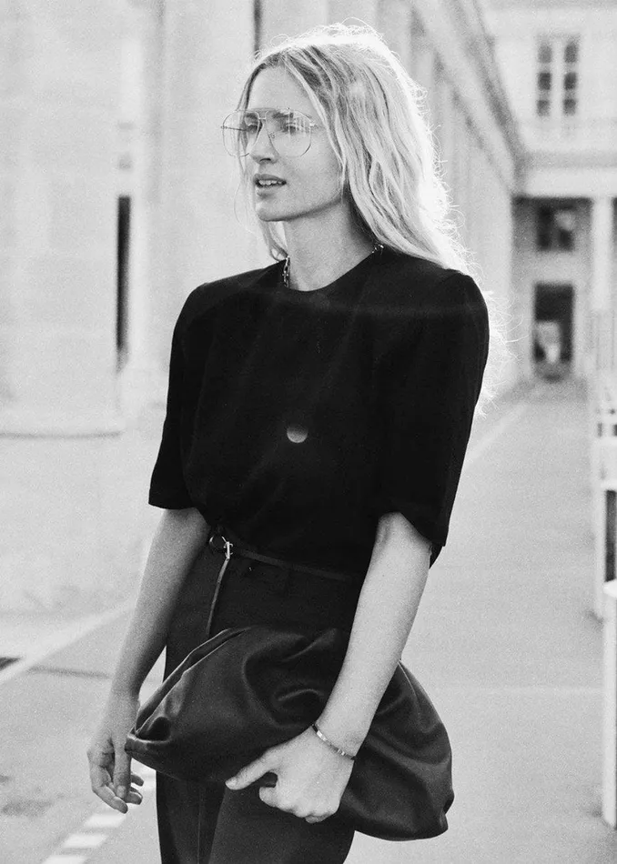 Women Carrington Padded Shoulder Tee 8211 Black The Frankie Shop Tops