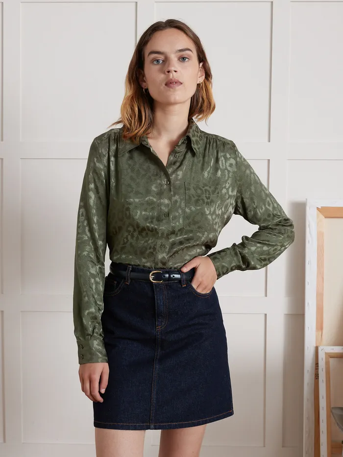 Women Cyrillus Clothing Leopard Jacquard Shirt Kaki