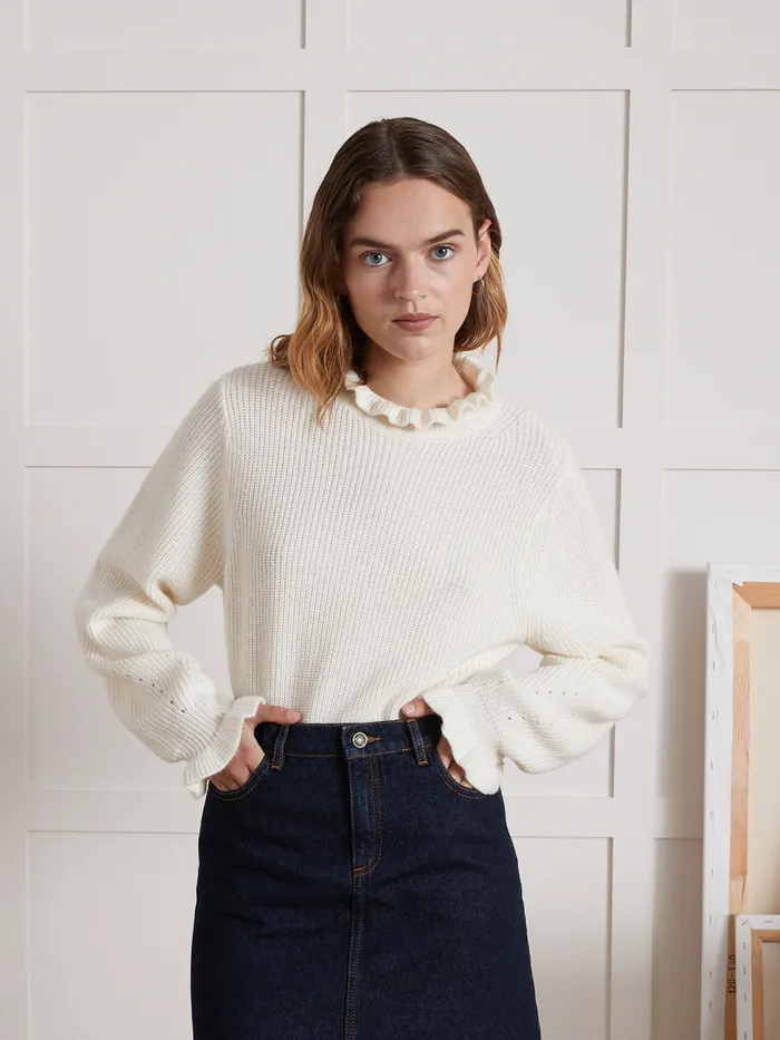 Women Cyrillus Clothing Sweater With Ruffled Neckline Ecru