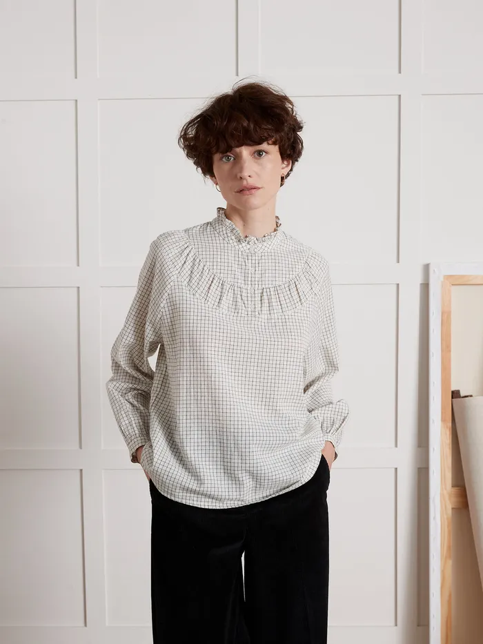 Women Cyrillus Clothing Tattersall Check Blouse With Frilly Neckline Tattersall Beige
