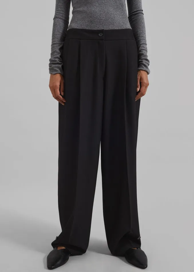 Women Dina Pleated Trousers 8211 Black The Frankie Shop Bottoms
