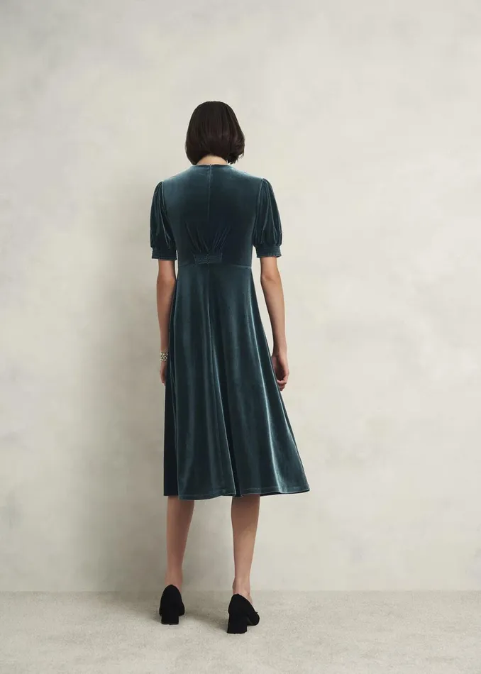 Women Dresses and Jumpsuits Hobbs Dormer Velvet Dress Evergreen