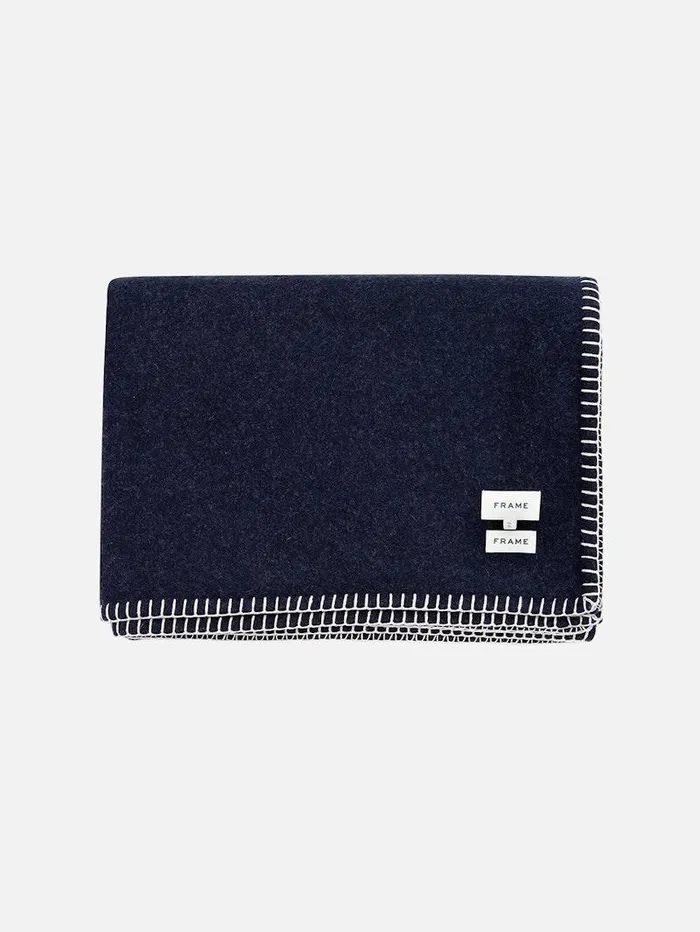 Women FRAME The Alpine Edit Ritz Blanket