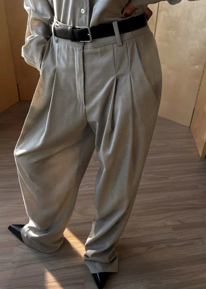 Women Gelso Pleated Trousers 8211 Light Taupe Melange The Frankie Shop Bottoms