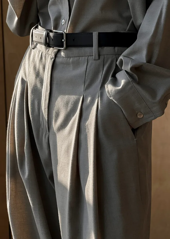 Women Gelso Pleated Trousers 8211 Light Taupe Melange The Frankie Shop Bottoms