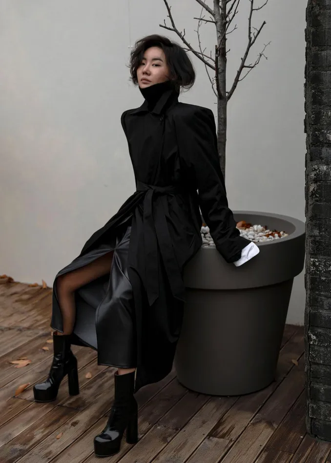 Women Marisol Box Shoulder Trench 8211 Black The Frankie Shop Outerwear
