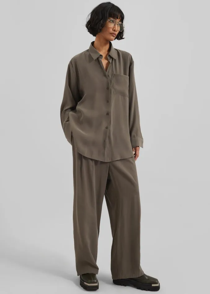 Women Meilen Pintuck Trousers 8211 Olive The Frankie Shop Bottoms