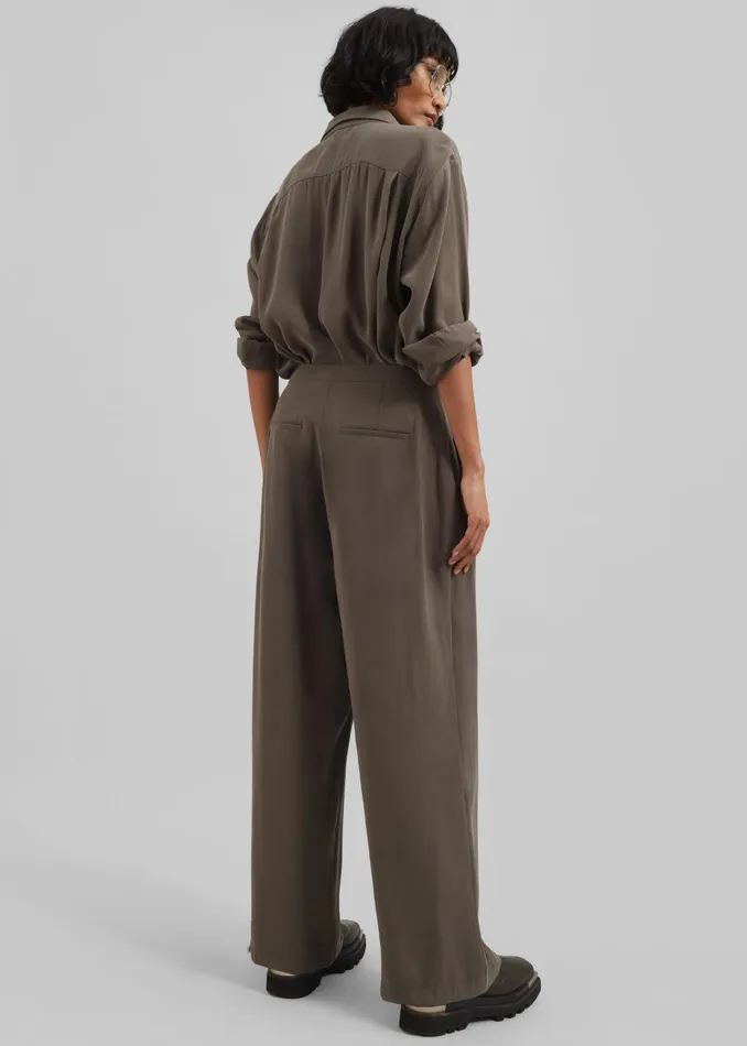 Women Meilen Pintuck Trousers 8211 Olive The Frankie Shop Bottoms
