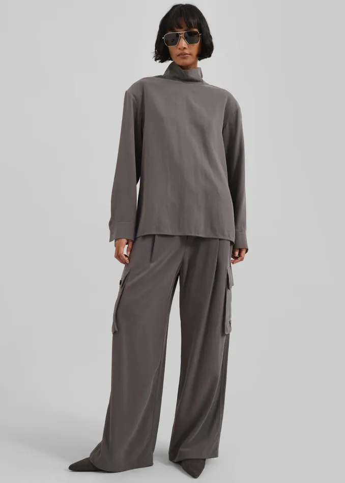 Women Nyro Cargo Pants 8211 Charcoal The Frankie Shop Bottoms