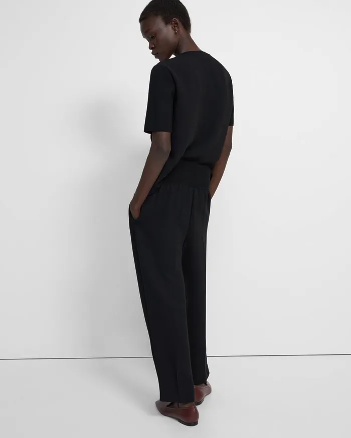 Women Pants Theory Carrot Pant In Crepe Black