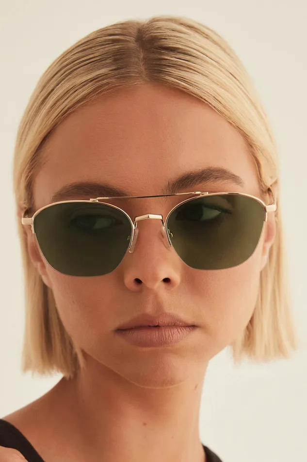 Women petalandpup The Shayk 8211 Green Gold Green Gold Sunglasses