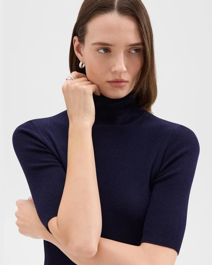 Women Sweaters Cardigans Theory ShortSleeve Turtleneck In Merino Wool Deep Navy